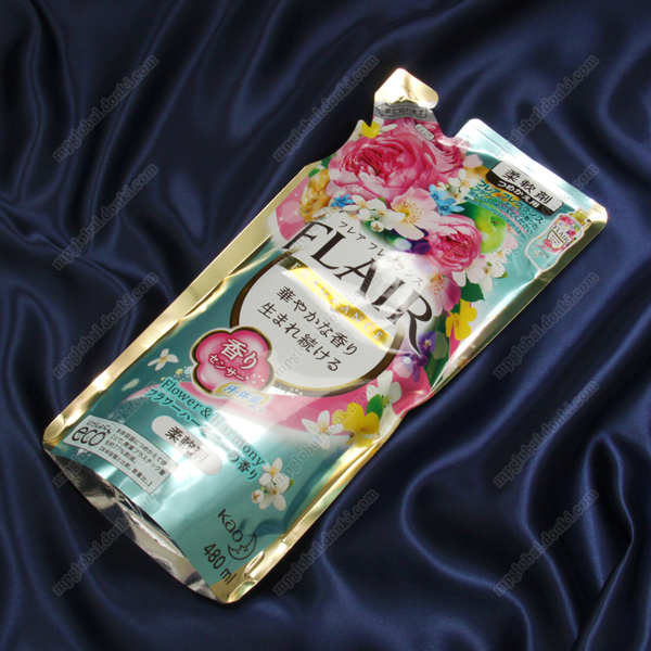 花王 FLAIR Fragrance 衣物香氛柔軟精 柔和花香 綠瓶 補充包 480ml