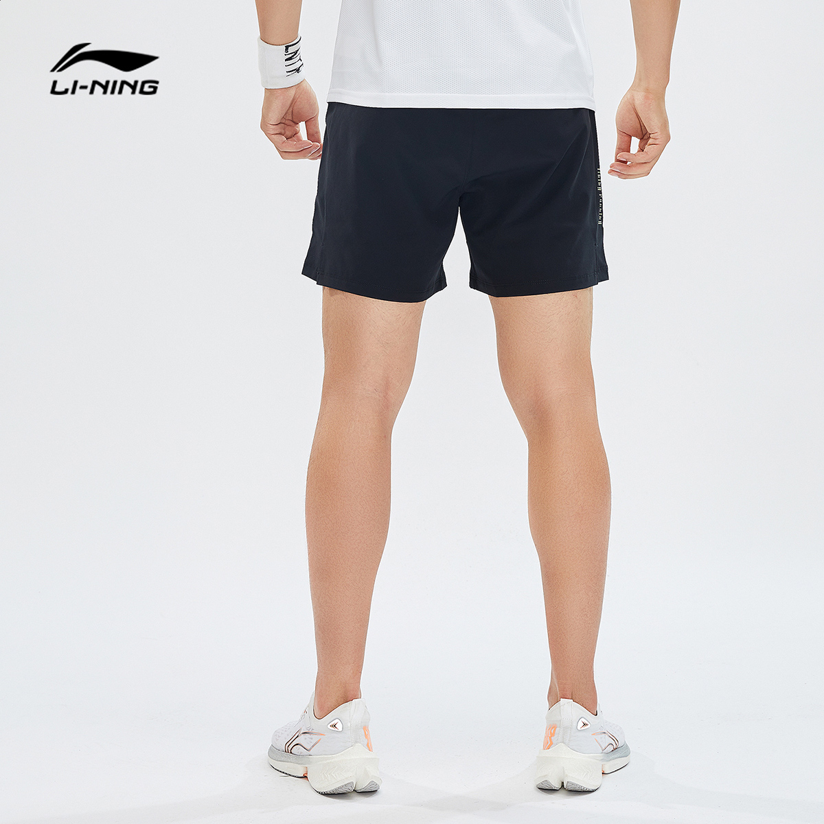 李寧運動短褲訓練跑步系列專業速幹梭織