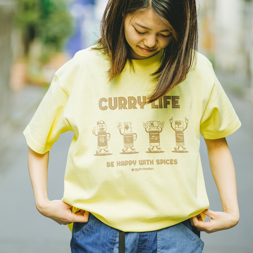 gym master CURRY LIFE香料趣味印花純棉T恤 淺黃色