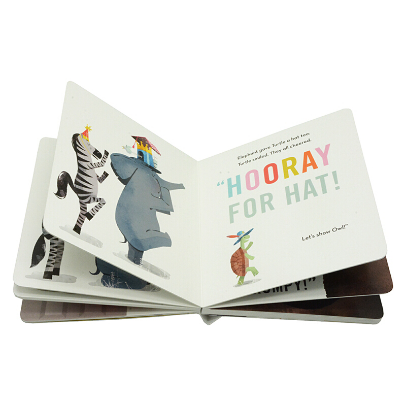 英文原版繪本 Hooray for Hat! 你需要一頂帽子 情商友誼啟蒙教育 學會分享 紙板書