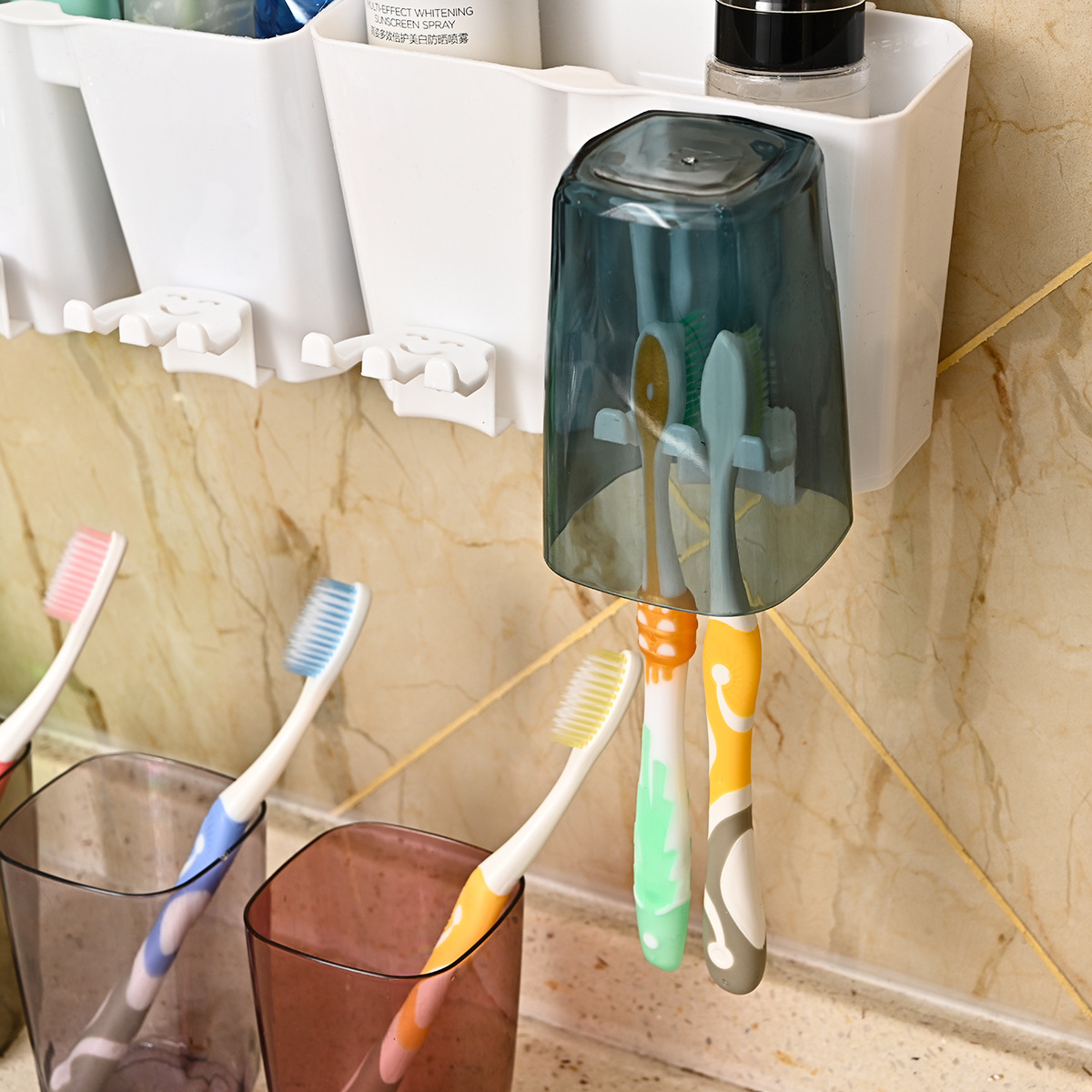 浴室免打孔牙刷架無痕洗漱掛壁牙刷置物架